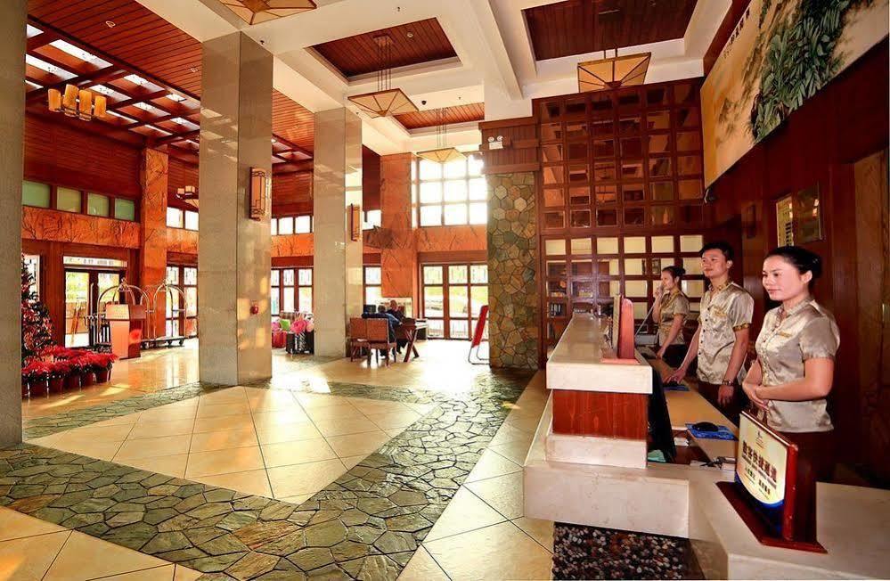 Haiyue Bay Holiday Hotel Sanya Extérieur photo